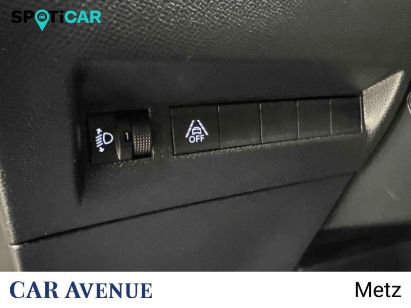 Occasion PEUGEOT 2008 1.5 BlueHDi 110ch S&S Allure Pack 2022 Gris Platinium (M) 13990 € à Metz