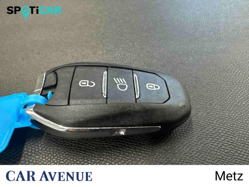 Occasion PEUGEOT 2008 1.5 BlueHDi 110ch S&S Allure Pack 2022 Gris Platinium (M) 13990 € à Metz