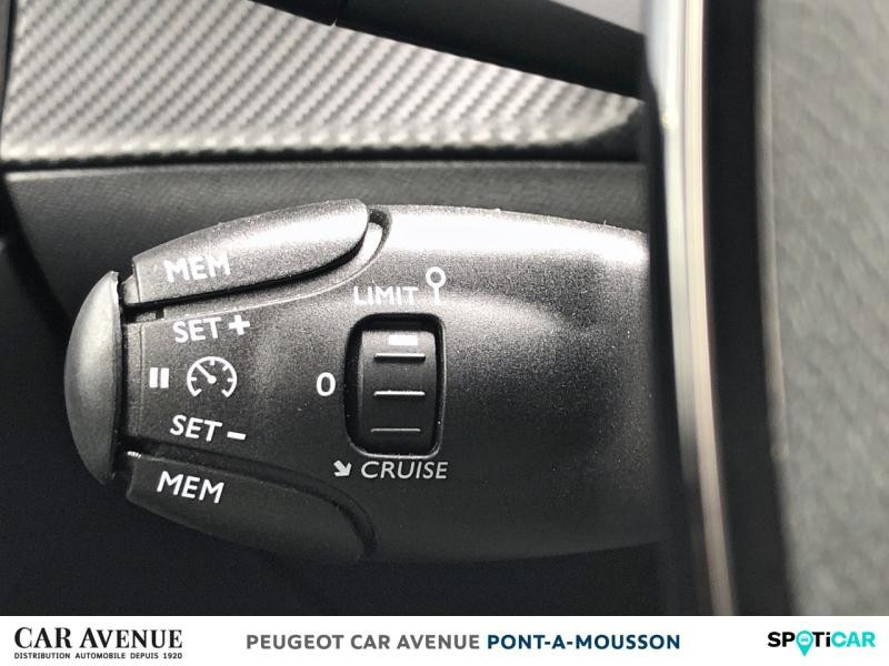 Used PEUGEOT 2008 1.2 PureTech 100ch S&S Allure 2023 Rouge Elixir (S) € 16490 in Pont-à-Mousson