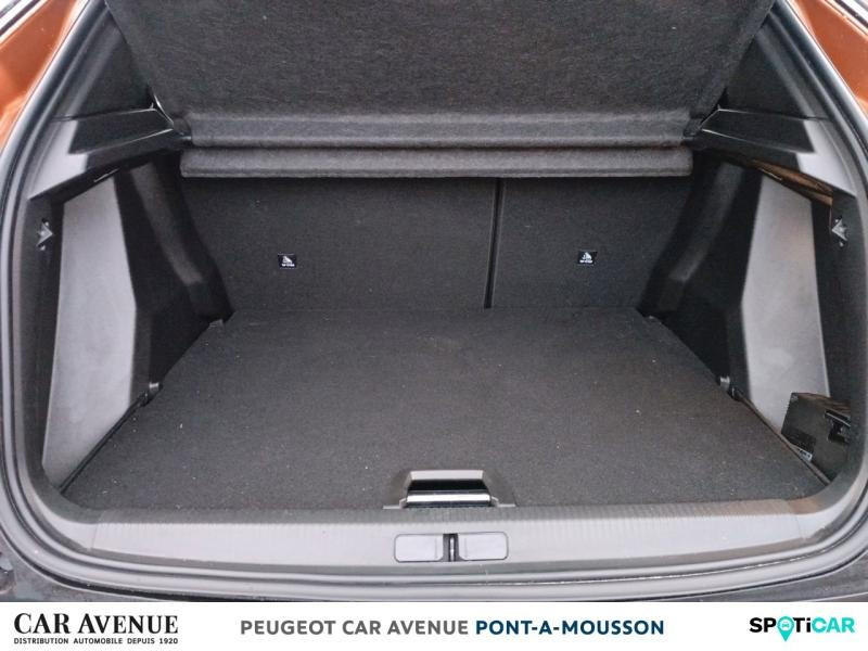 Used PEUGEOT 2008 1.2 PureTech 130ch S&S Active Pack 2023 Orange € 17390 in Pont-à-Mousson
