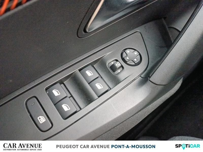 Used PEUGEOT 2008 1.2 PureTech 130ch S&S Active Pack 2023 Orange € 17390 in Pont-à-Mousson