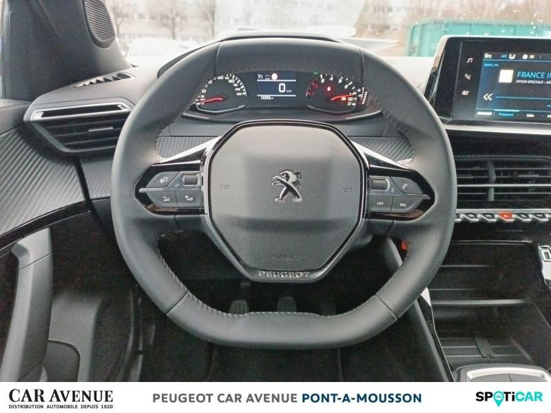 Used PEUGEOT 2008 1.2 PureTech 130ch S&S Active Pack 2023 Orange € 17390 in Pont-à-Mousson