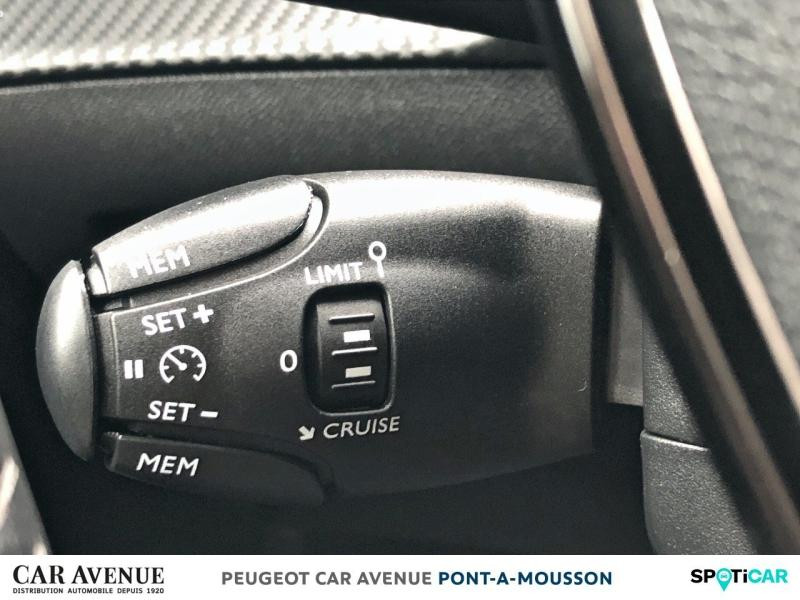 Occasion PEUGEOT 208 1.2 PureTech 100ch S&S Allure 2023 Jaune 15590 € à Pont-à-Mousson