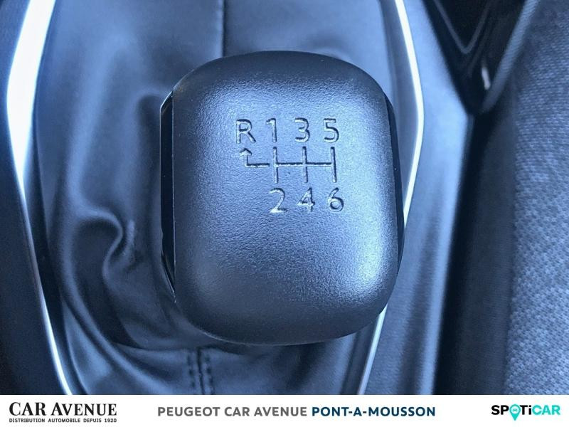 Used PEUGEOT 2008 1.2 PureTech 100ch S&S Style 2023 Bleu Vertigo (S) € 16690 in Pont-à-Mousson