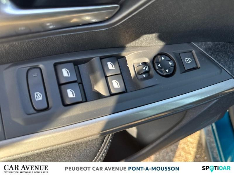 Used PEUGEOT 5008 Hybrid 145ch Allure e-DCS6 2025 Bleu Obsession (M) € 39490 in Pont-à-Mousson