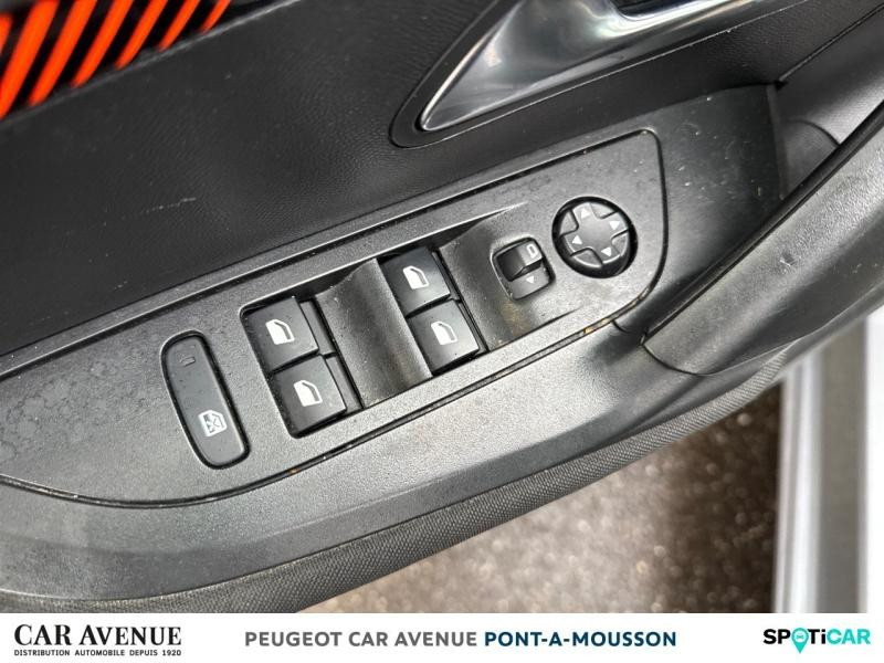 Occasion PEUGEOT 2008 1.2 PureTech 100ch S&S Active 5cv 2020 Gris Artense (M) 10490 € à Pont-à-Mousson