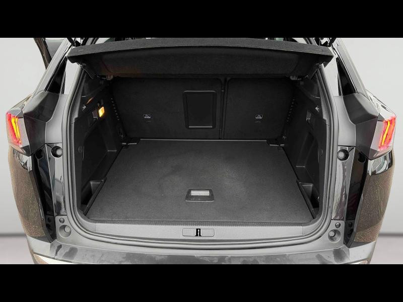 Used PEUGEOT 3008 1.2 PureTech 130ch S&S Allure Pack 2021 Noir Perla Nera (M) € 18600 in Pont-à-Mousson