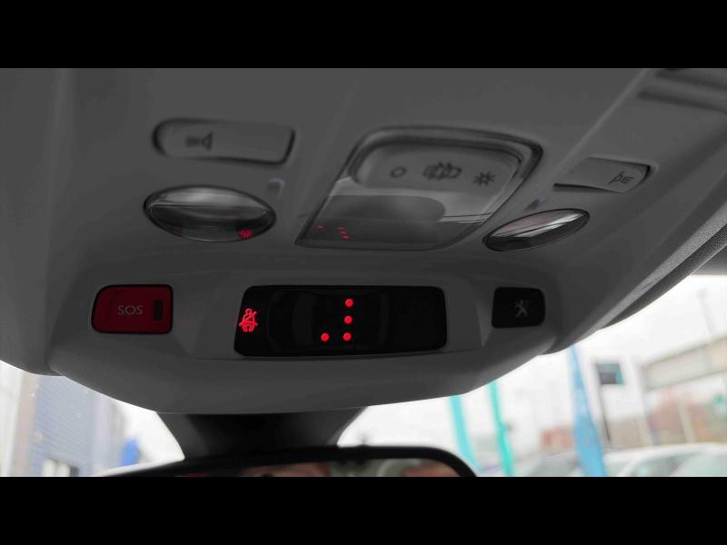 Used PEUGEOT 3008 1.2 PureTech 130ch S&S Allure Pack 2021 Noir Perla Nera (M) € 18600 in Pont-à-Mousson