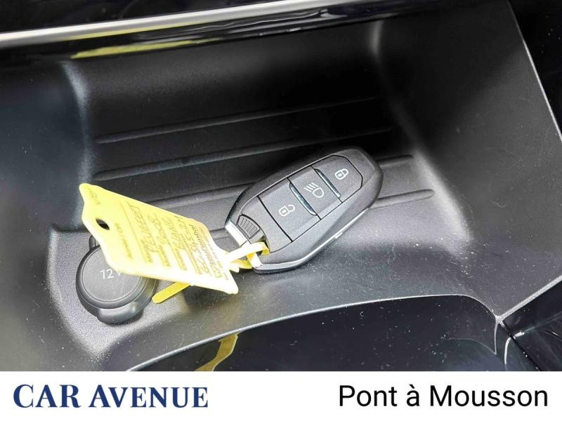 Used PEUGEOT 2008 1.2 PureTech 130ch S&S GT 2021 Blanc Nacré (N) € 17500 in Pont-à-Mousson