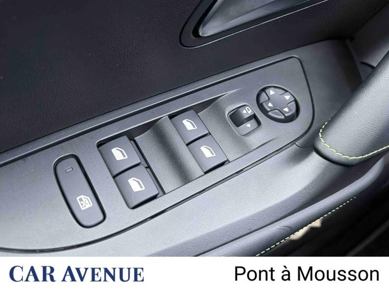 Used PEUGEOT 2008 1.2 PureTech 130ch S&S GT 2021 Blanc Nacré (N) € 17500 in Pont-à-Mousson