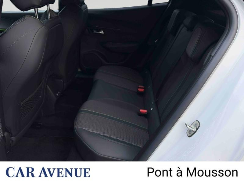 Used PEUGEOT 2008 1.2 PureTech 130ch S&S GT 2021 Blanc Nacré (N) € 17500 in Pont-à-Mousson