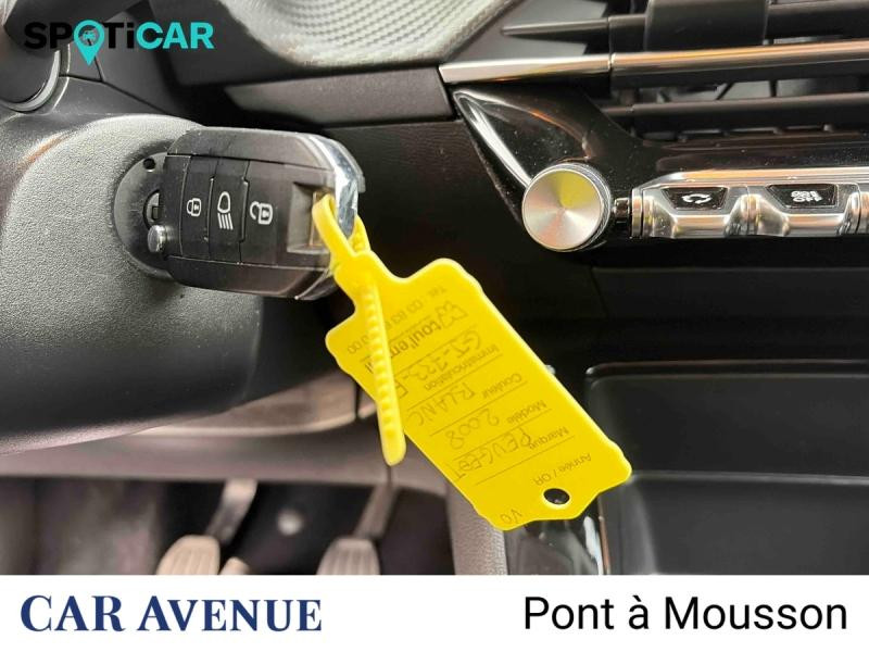 Used PEUGEOT 2008 1.5 BlueHDi 110ch S&S Style 2022 Blanc Nacré (N) € 16990 in Pont-à-Mousson
