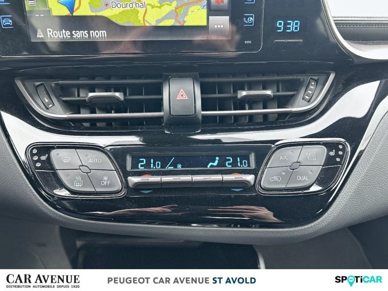 Used TOYOTA C-HR 122h Collection 2WD E-CVT RC18 2019 Gris Atlas € 19894 in Longeville-lès-Saint-Avold