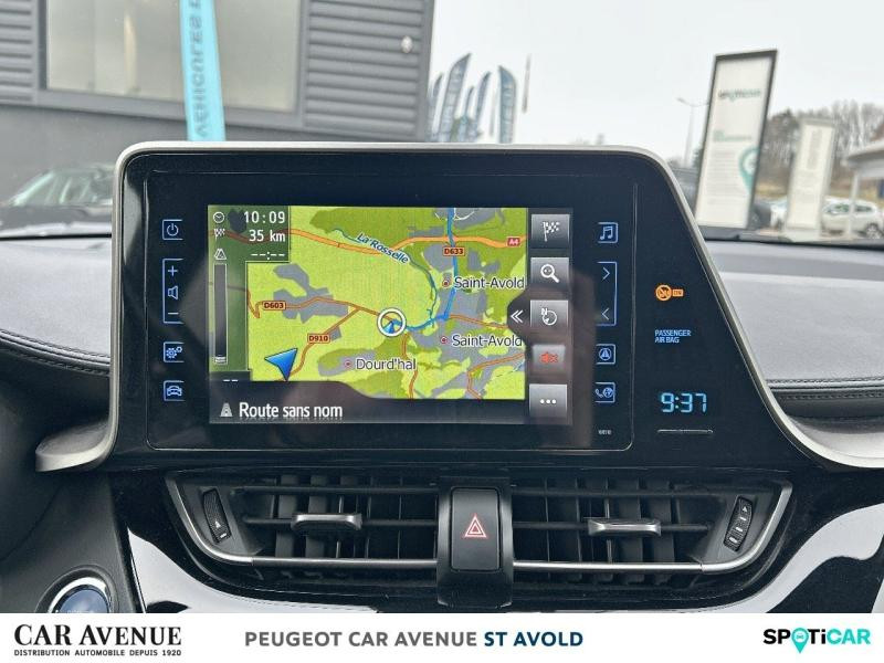 Used TOYOTA C-HR 122h Collection 2WD E-CVT RC18 2019 Gris Atlas € 19894 in Longeville-lès-Saint-Avold