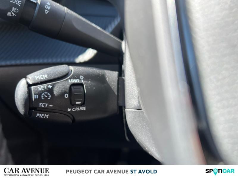 Used PEUGEOT 2008 1.2 PureTech 100ch S&S Allure 2023 Bleu Vertigo (S) € 17495 in Longeville-lès-Saint-Avold
