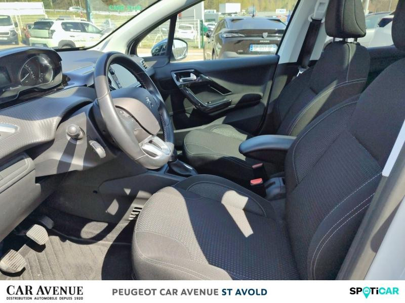 Used PEUGEOT 208 1.2 PureTech 82ch Tech Edition 5p 2018 Blanc Banquise € 9495 in Longeville-lès-Saint-Avold