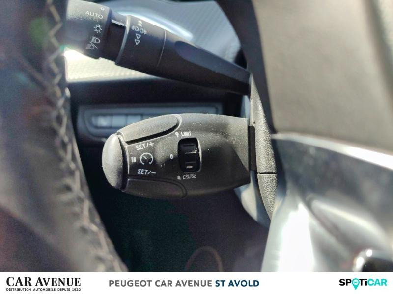 Used PEUGEOT 208 1.2 PureTech 82ch Tech Edition 5p 2018 Blanc Banquise € 9495 in Longeville-lès-Saint-Avold