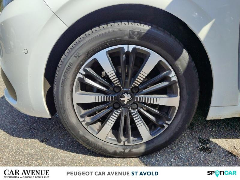 Used PEUGEOT 208 1.2 PureTech 82ch Tech Edition 5p 2018 Blanc Banquise € 9495 in Longeville-lès-Saint-Avold