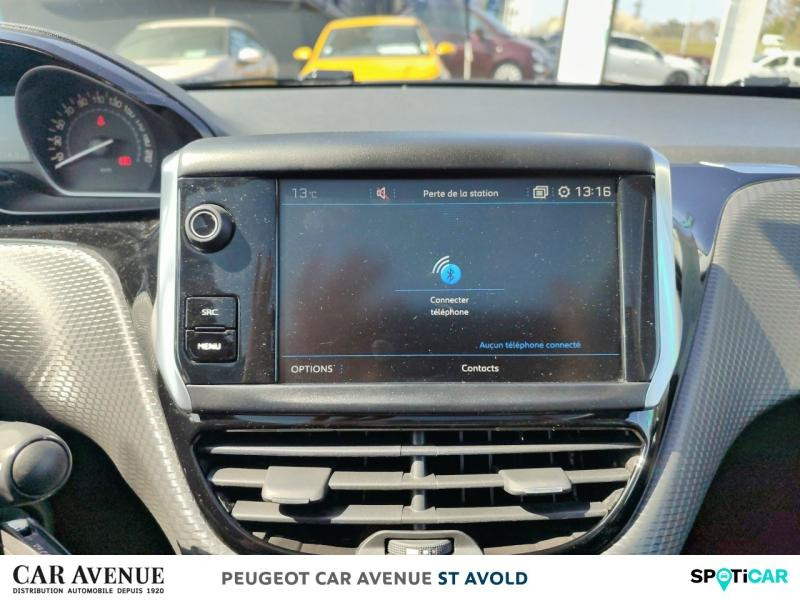 Used PEUGEOT 208 1.2 PureTech 82ch Tech Edition 5p 2018 Blanc Banquise € 9495 in Longeville-lès-Saint-Avold