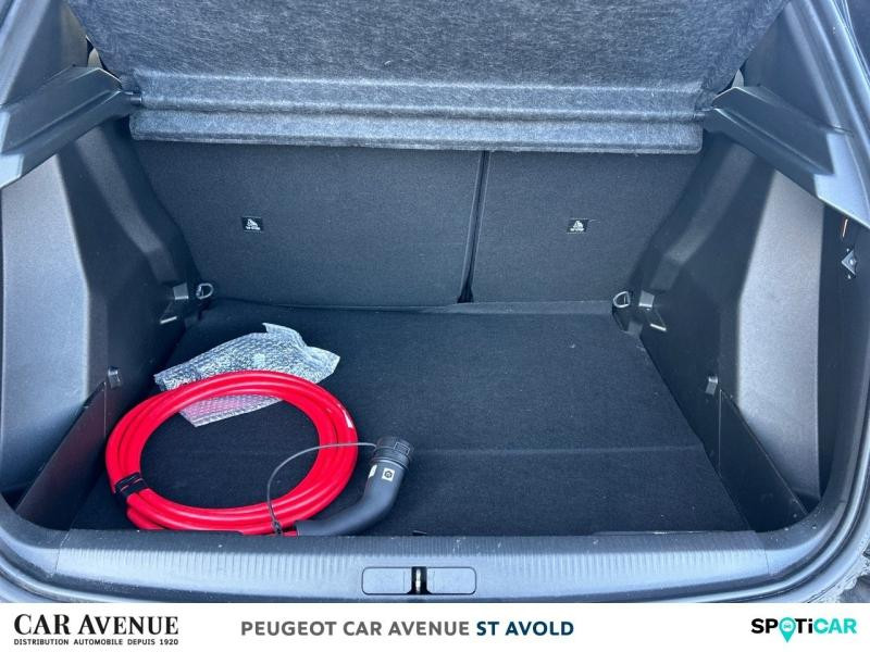 Occasion PEUGEOT 2008 e-2008 136ch Active 2022 Noir Perla Nera (M) 18296 € à Longeville-lès-Saint-Avold