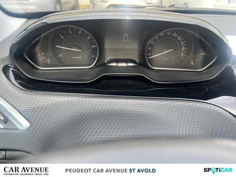Occasion PEUGEOT 208 1.2 PureTech 82ch E6.c Signature 5p 2019 Noir Perla Nera 9497 € à Longeville-lès-Saint-Avold