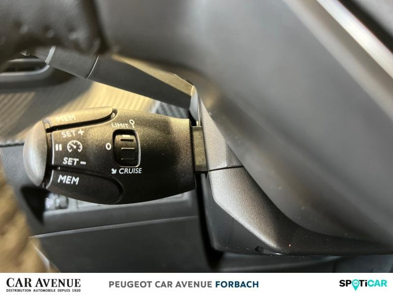 Used PEUGEOT 2008 1.2 PureTech 100ch S&S Style 2024 Bleu Vertigo (S) € 22590 in Longeville-lès-Saint-Avold