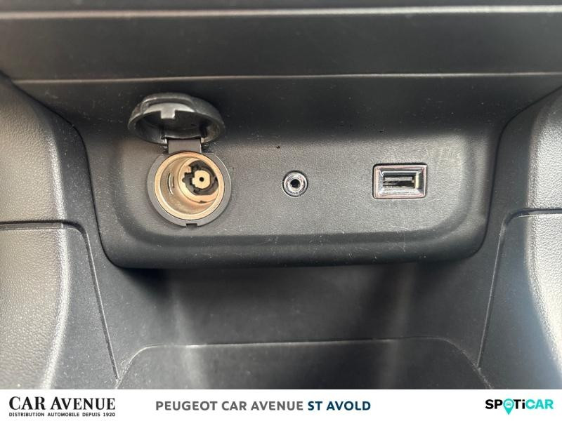 Occasion CITROEN C3 PureTech 82ch Feel 2017 Orange Power 6990 € à Longeville-lès-Saint-Avold