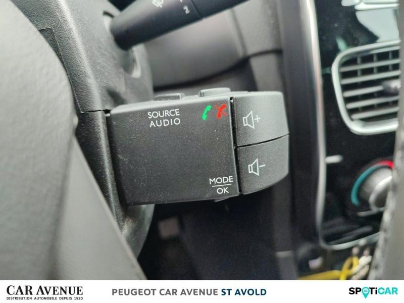 Occasion RENAULT Clio 0.9 TCe 90ch energy Limited 5p Euro6c 2019 Gris Titanium 11490 € à Longeville-lès-Saint-Avold