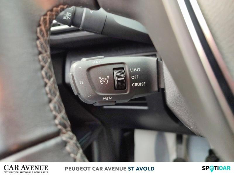 Used PEUGEOT 3008 1.5 BlueHDi 130ch S&S Allure Pack 2022 Noir Perla Nera (M) € 21990 in Longeville-lès-Saint-Avold