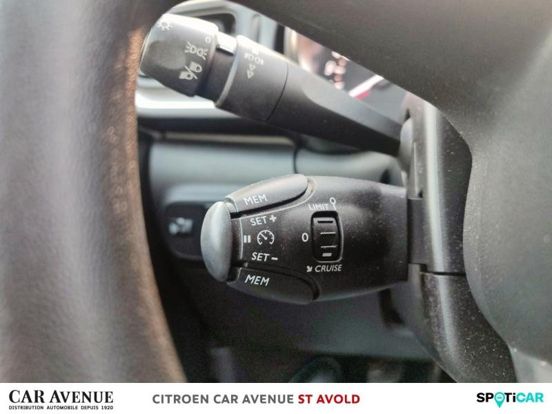 Occasion CITROEN C3 PureTech 82ch Graphic S&S E6.d 2019 Blanc Banquise - Rouge Aden 9990 € à Longeville-lès-Saint-Avold