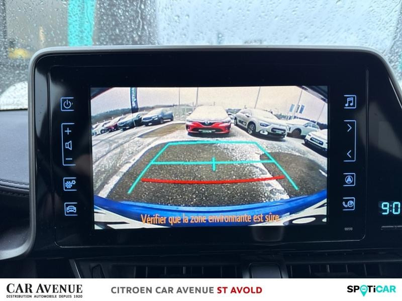 Occasion TOYOTA C-HR 122h Design 2WD E-CVT RC18 2019 Bleu Nebula bi-ton 19491 € à Longeville-lès-Saint-Avold