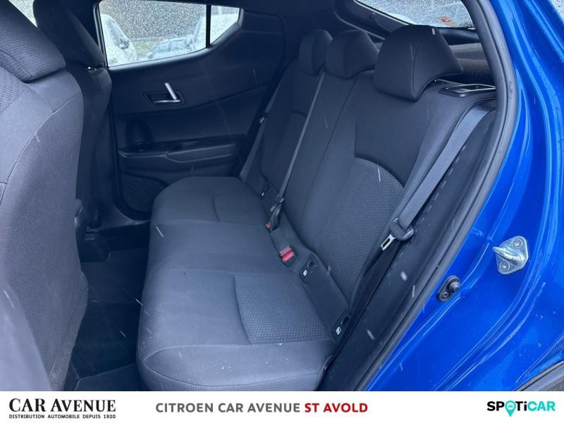 Occasion TOYOTA C-HR 122h Design 2WD E-CVT RC18 2019 Bleu Nebula bi-ton 19491 € à Longeville-lès-Saint-Avold