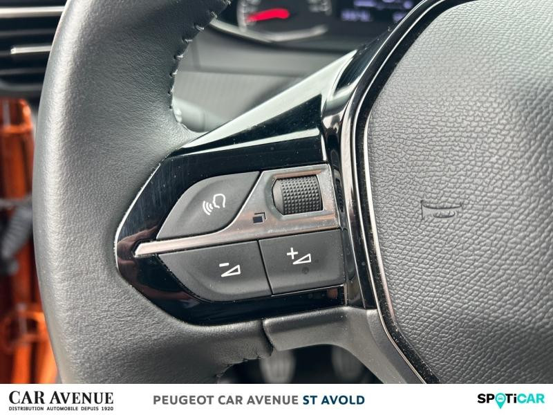 Occasion PEUGEOT 2008 1.2 PureTech 100ch S&S Active 2022 Orange 15790 € à Longeville-lès-Saint-Avold