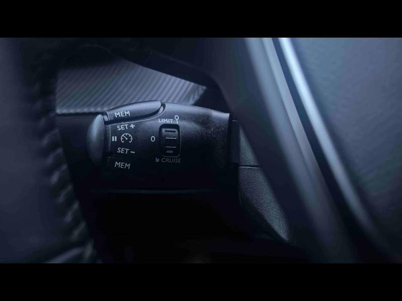 Occasion PEUGEOT 208 e-208 136ch Style 2021 Jaune 14491 € à Longeville-lès-Saint-Avold