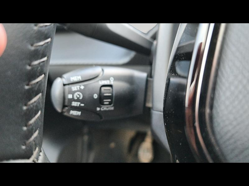 Used PEUGEOT 208 Affaire 1.5 BlueHDi 100 Premium Pack 2021 Blanc Banquise € 9190 in Longeville-lès-Saint-Avold