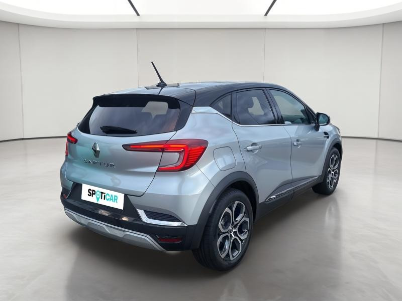 Used RENAULT Captur 1.0 TCe 90ch Intens -21 2022 Gris Highland/Noir Etoile € 17491 in Longeville-lès-Saint-Avold