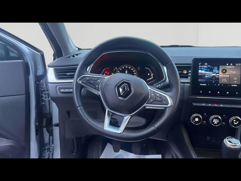 Used RENAULT Captur 1.0 TCe 90ch Intens -21 2022 Gris Highland/Noir Etoile € 17491 in Longeville-lès-Saint-Avold