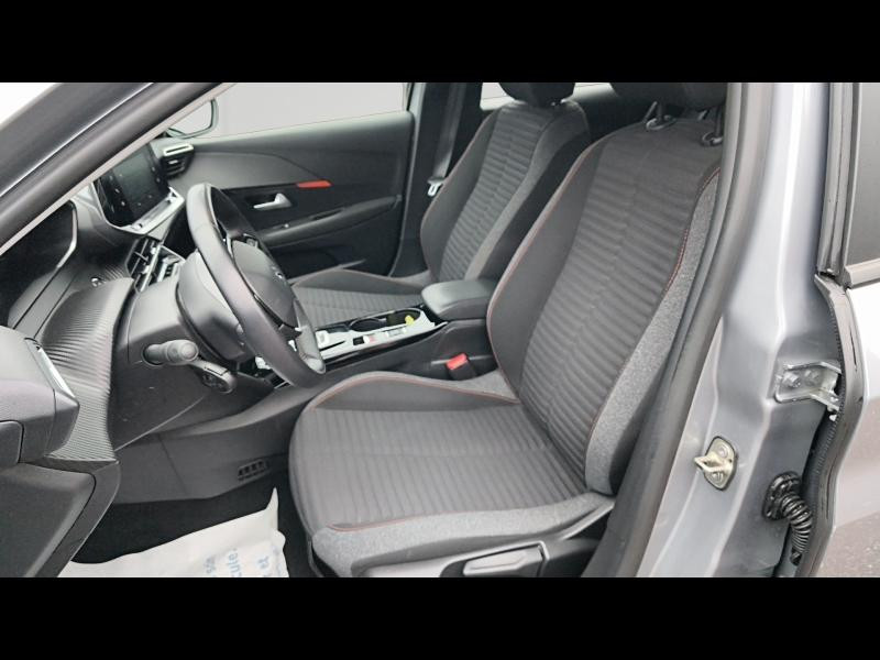 Occasion PEUGEOT 208 e-208 136ch Active Business 2021 Blanc Banquise (O) 14991 € à Longeville-lès-Saint-Avold
