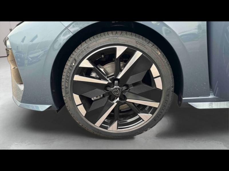 Used PEUGEOT 308 SW 1.2 Hybrid 145ch GT Exclusive e-DCS6 2025 Bleu € 38690 in Longeville-lès-Saint-Avold