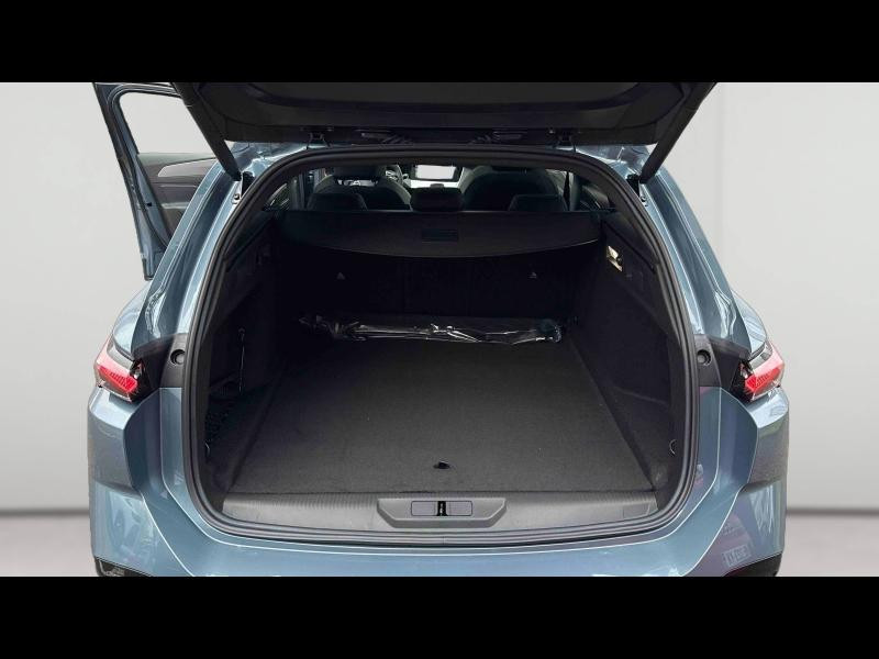 Used PEUGEOT 308 SW 1.2 Hybrid 145ch GT Exclusive e-DCS6 2025 Bleu € 38690 in Longeville-lès-Saint-Avold