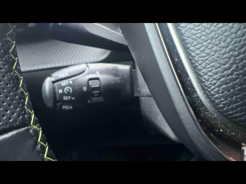 Used PEUGEOT 2008 e-2008 136ch GT 2022 Bleu Vertigo (S) € 17890 in Longeville-lès-Saint-Avold