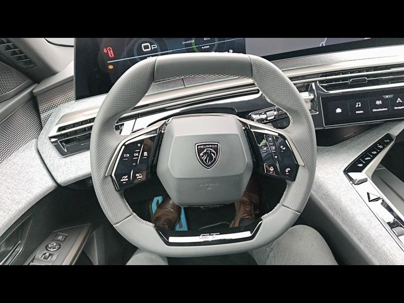 Used PEUGEOT 3008 1.2 Hybrid 145ch GT e-DCS6 2025 Blanc Okénite (M) € 36990 in Longeville-lès-Saint-Avold