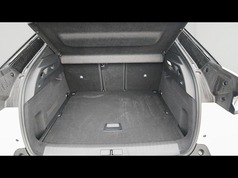 Used PEUGEOT 3008 1.2 Hybrid 145ch GT e-DCS6 2025 Blanc Okénite (M) € 36990 in Longeville-lès-Saint-Avold