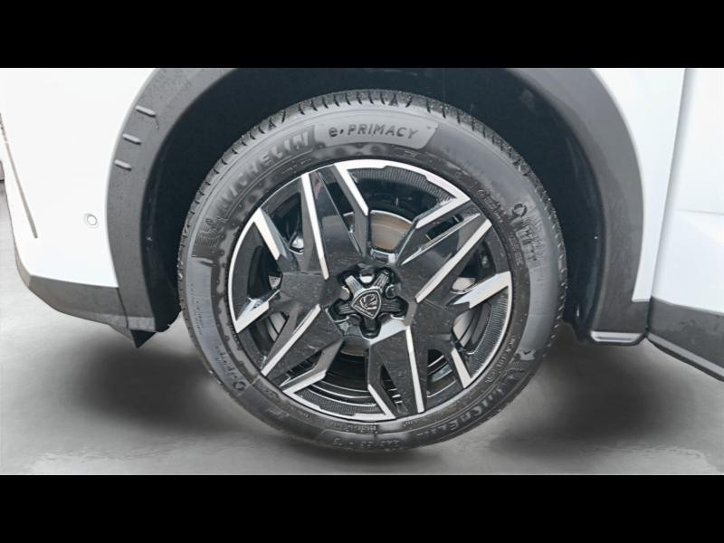 Used PEUGEOT 3008 1.2 Hybrid 145ch GT e-DCS6 2025 Blanc Okénite (M) € 36990 in Longeville-lès-Saint-Avold