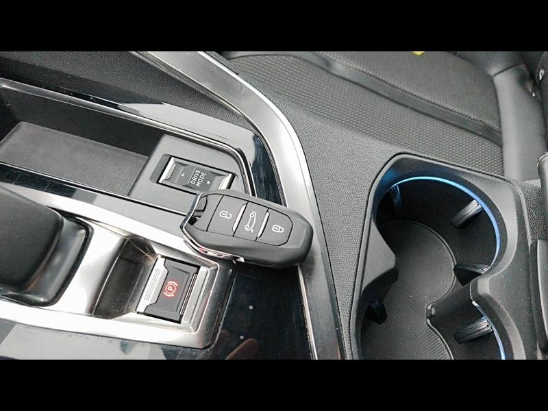 Used PEUGEOT 3008 HYBRID 225ch Allure Pack e-EAT8 2021 Teinte spéciale blanc nacré € 23990 in Longeville-lès-Saint-Avold