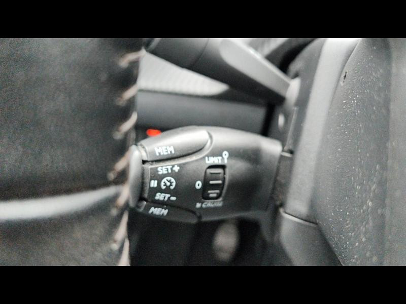 Used PEUGEOT 208 1.2 PureTech 75ch S&S Active 2020 Gris Artense € 11491 in Longeville-lès-Saint-Avold