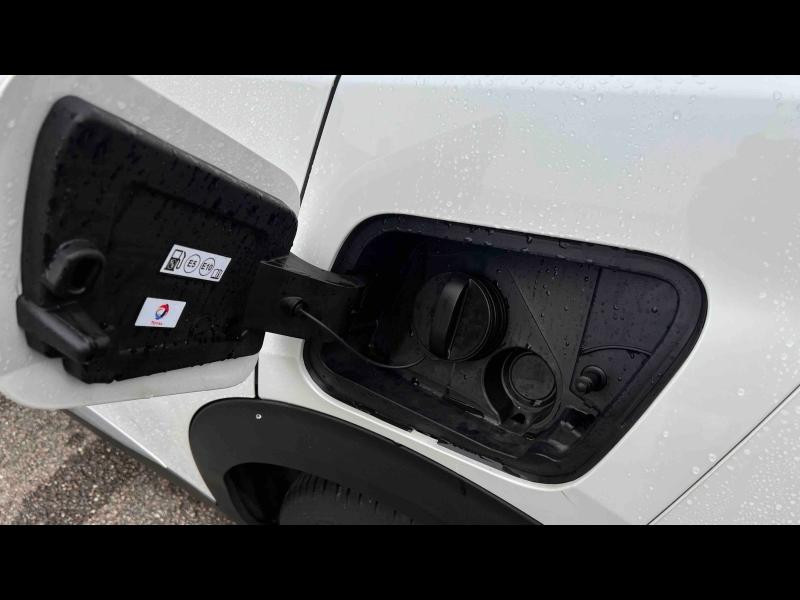 Used PEUGEOT 2008 1.2 PureTech 130ch S&S GT EAT8 2021 Blanc Nacré (N) € 18490 in Longeville-lès-Saint-Avold