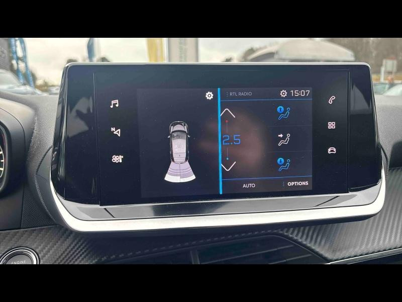 Occasion PEUGEOT 208 1.2 PureTech 100ch S&S Allure EAT8 2023 Bleu Vertigo (V) 15390 € à Longeville-lès-Saint-Avold