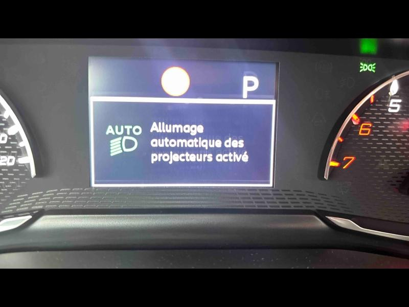 Occasion PEUGEOT 208 1.2 PureTech 100ch S&S Allure EAT8 2023 Bleu Vertigo (V) 15390 € à Longeville-lès-Saint-Avold