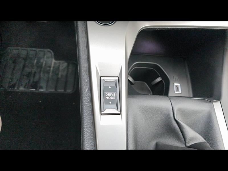 Occasion PEUGEOT 308 1.2 PureTech 110ch S&S Active Pack 2022 Vert Olivine (M) 14991 € à Longeville-lès-Saint-Avold